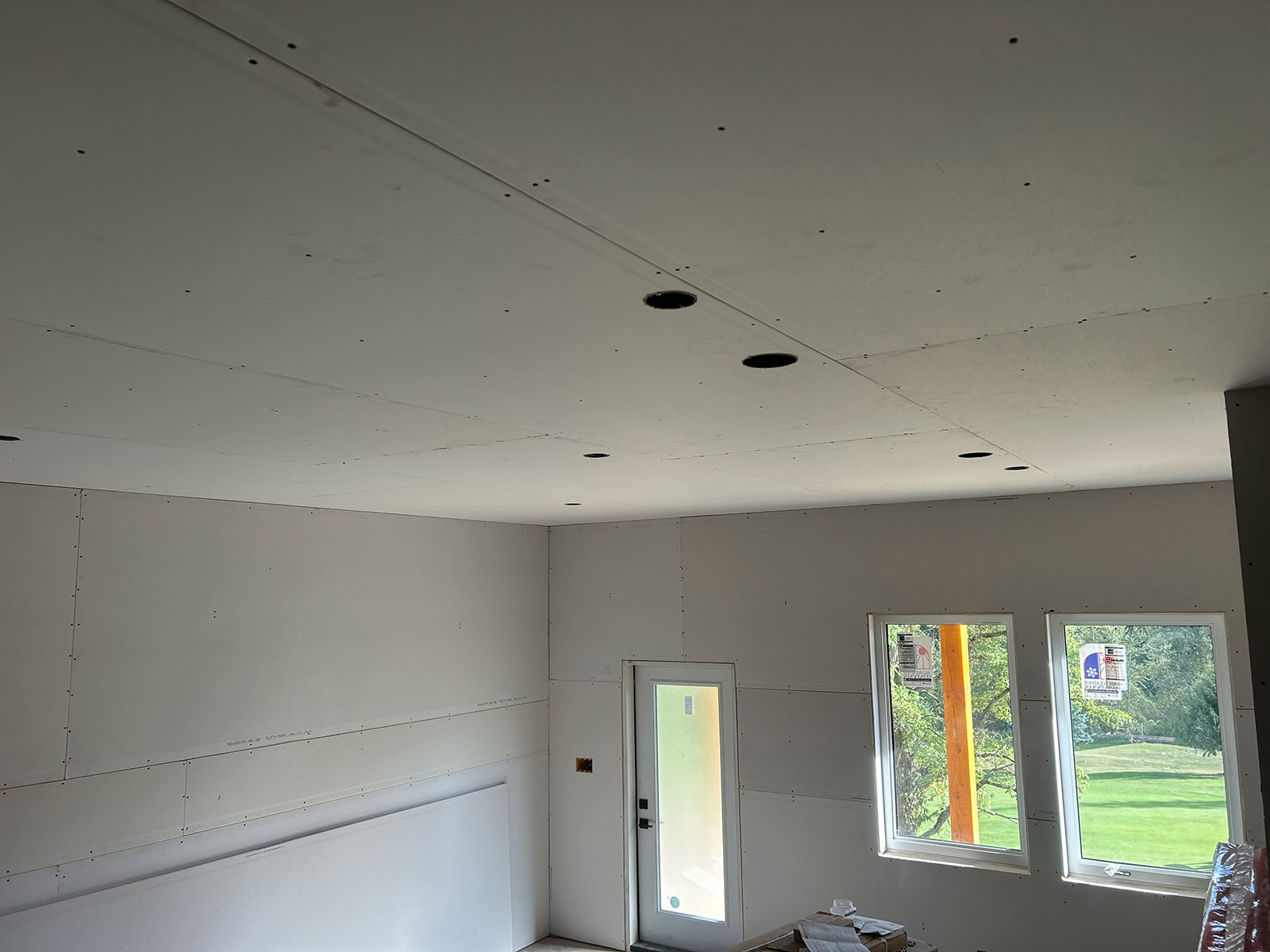 Montrose drywall services. Drywall installation, taping, mudding, sanding, repairs, texturing, and finishing for commercial and residential clients. We serve Trail, Rossland, Montrose, Fruitvale, Salmo, Castlegar, Crescent Valley, Slocan, Nakusp, Creston, Christina Lake, Grand Forks, and the West Kootenays. MGK Drywall. Montrose drywall services. Drywall installation, taping, mudding, sanding, repairs, texturing, and finishing for commercial and residential clients. We serve Trail, Rossland, Montrose, Fruitvale, Salmo, Castlegar, Crescent Valley, Slocan, Nakusp, Creston, Christina Lake, Grand Forks, and the West Kootenays. MGK Drywall.